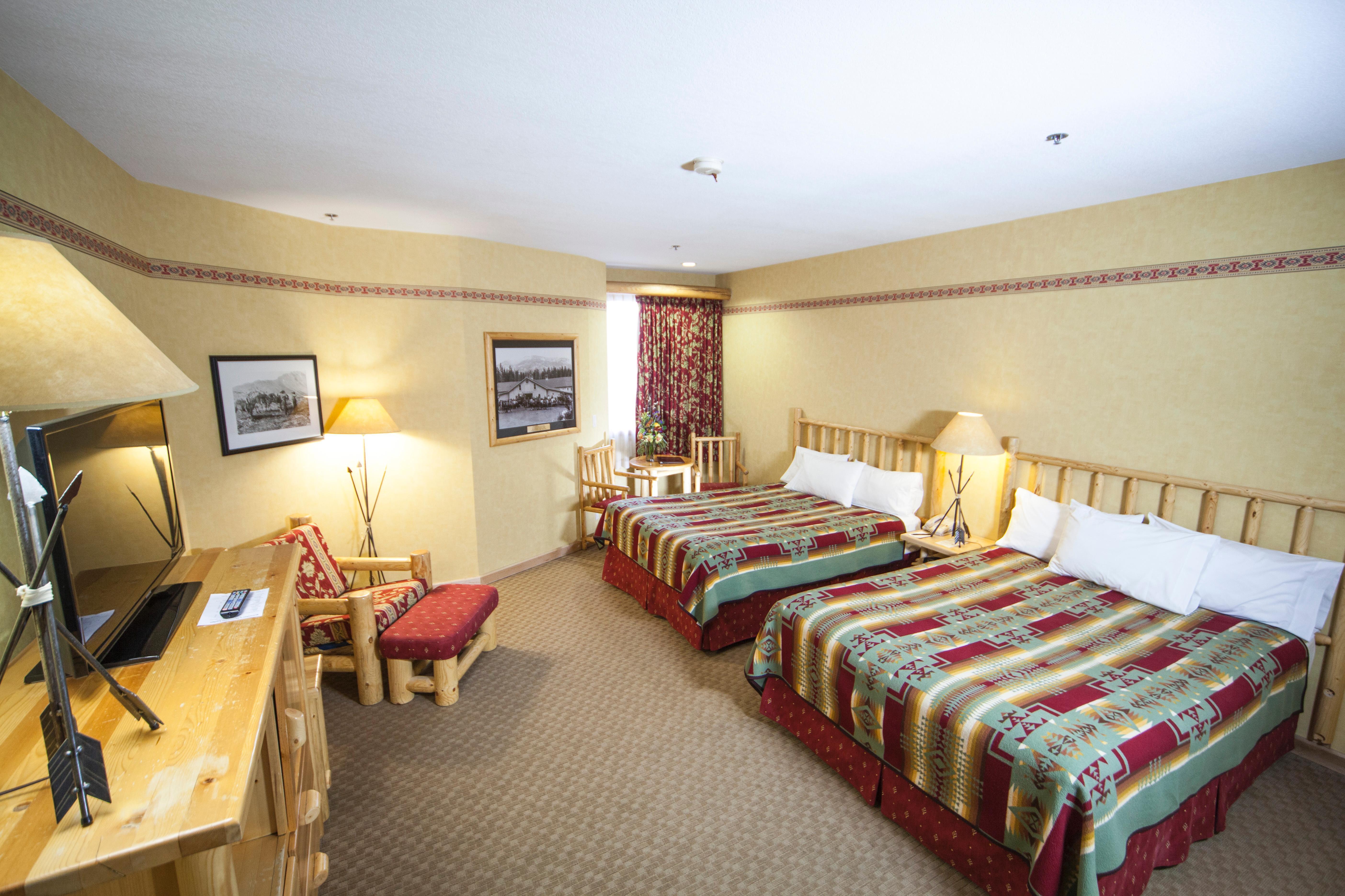 Brewster Mountain Lodge Банф Екстериор снимка