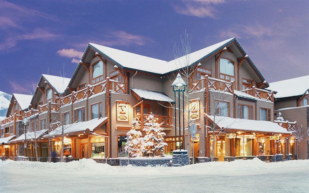 Brewster Mountain Lodge Банф Интериор снимка